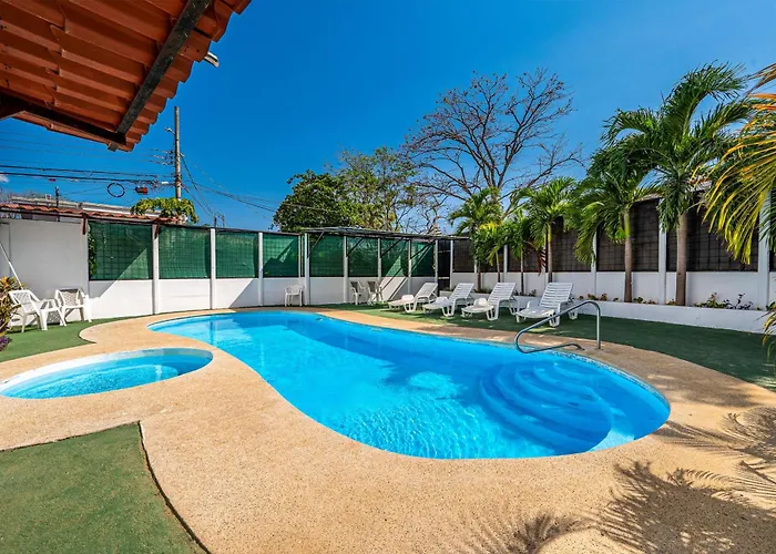 Near Beach! Playas Del Coco W/ Pool